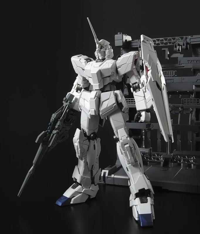 RX-0 Unicorn Gundam (HD Color + MS Cage)