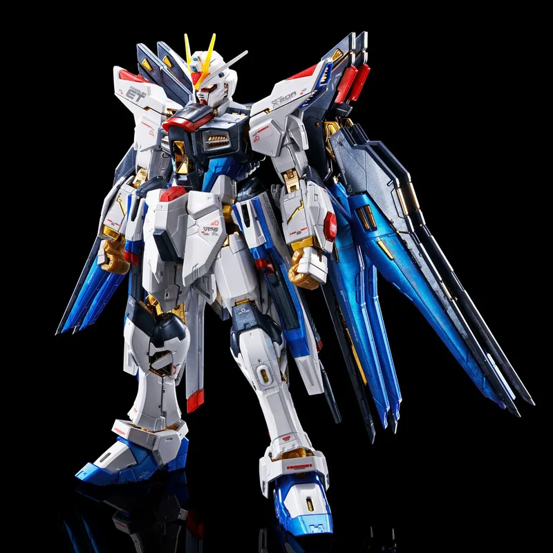 ZGMF-X20A Strike Freedom Gundam (Titanium Finish)